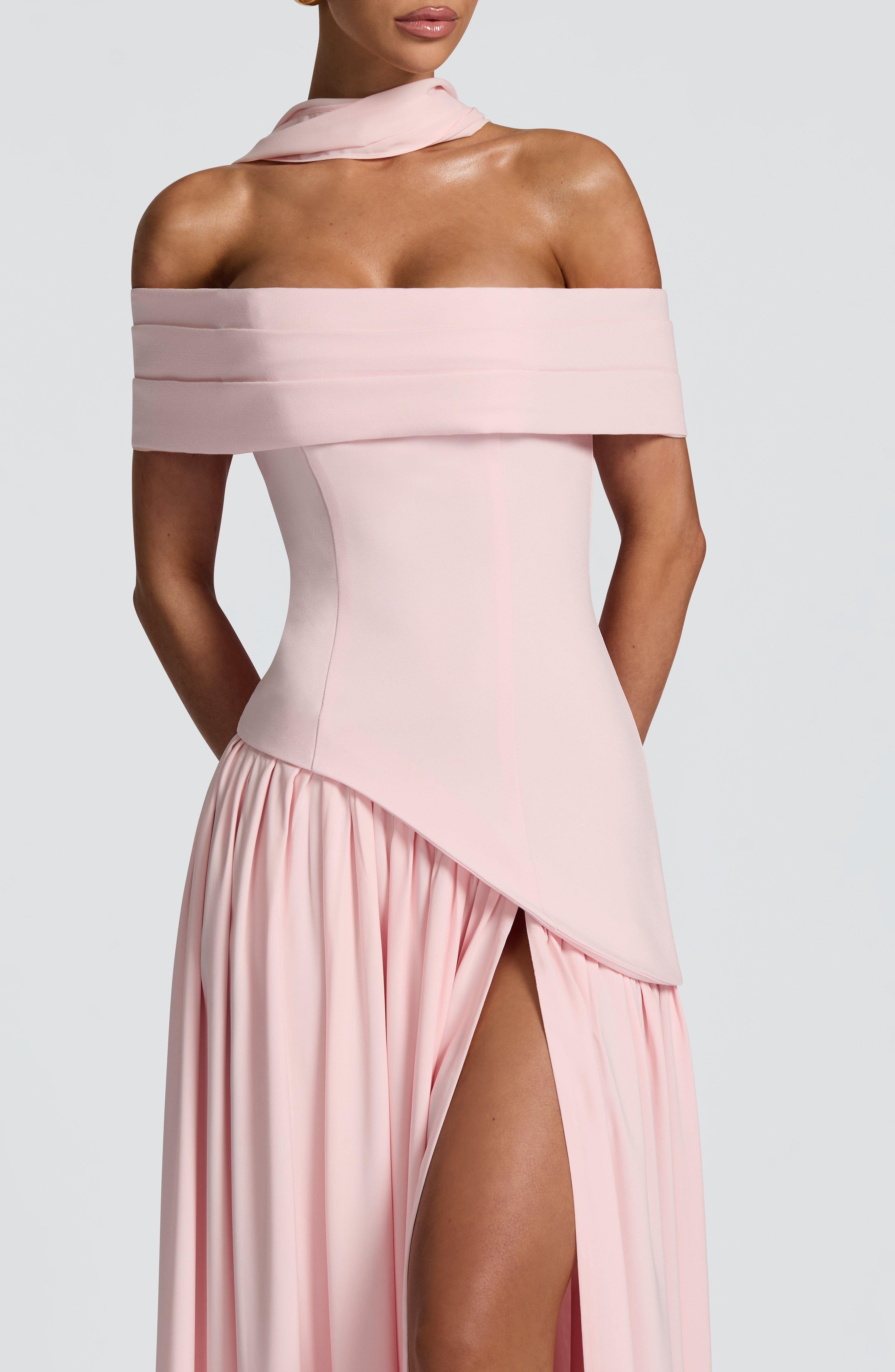 DELILAH MAXI DRESS