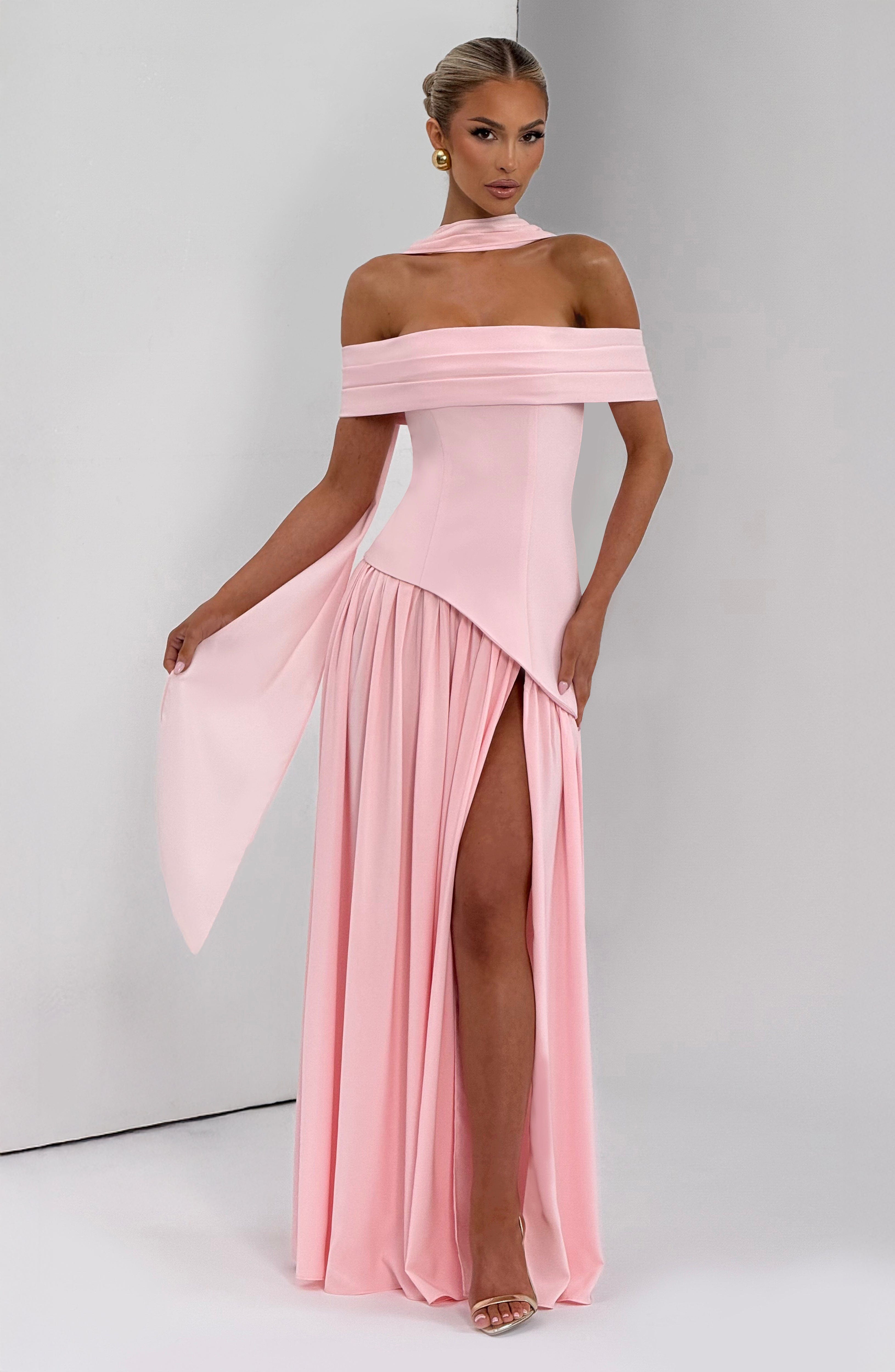 DELILAH MAXI DRESS